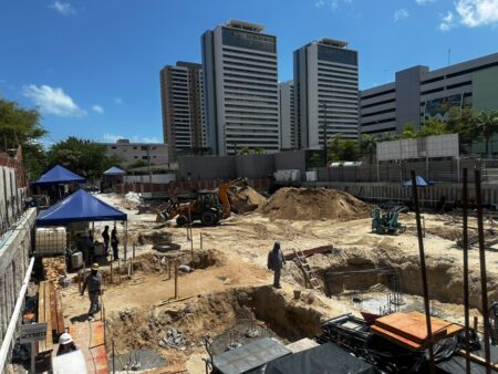 Imagem da evolução da obra