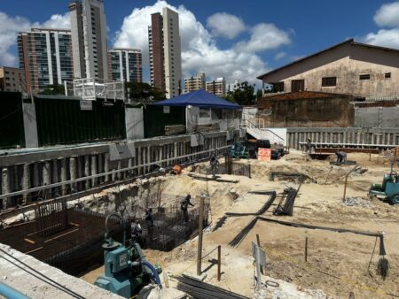 Imagem da evolução da obra